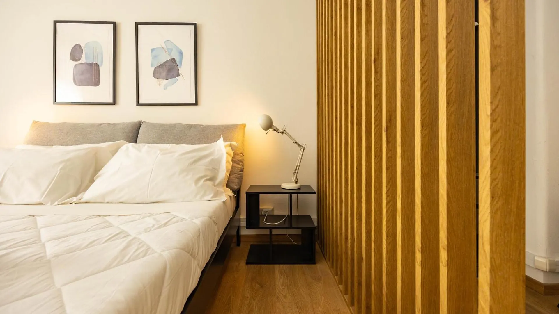 Flat 5 - In San Giovanni By Rentbeat Rome
